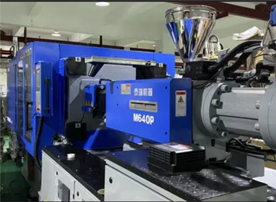 Dubbelgekleurde kunststof injectiemachine